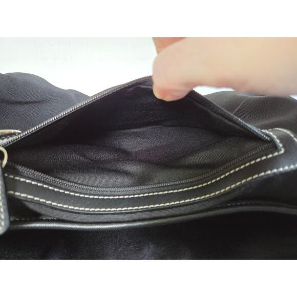 Vintage Coach Soho 6818 Leather and Signature Canvas Print Bag/Purse - Picture 15 of 16